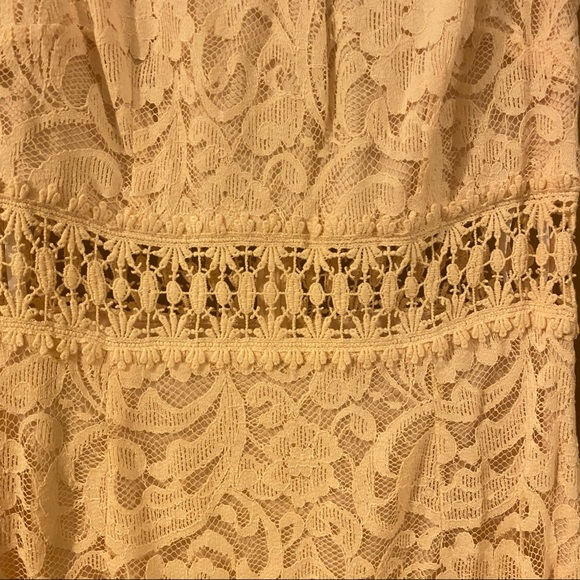 NWOT Light Pink Lace Dress - Picture 3 of 4